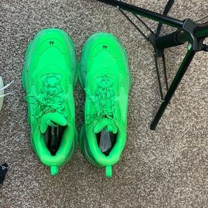 Balenciaga Triple S size 46 green clear sole